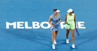 广东挺进8强，徐杰飙7记三分砍23分，杜锋战术奏效，下轮迎战卫冕冠军